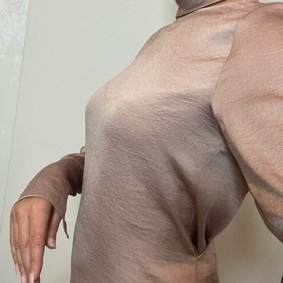 Shirt/blouse, size S, soft lilac color. - Picture 2 of 7